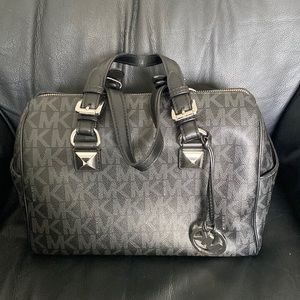 Michael Kors Grayson Medium Signature Satchel